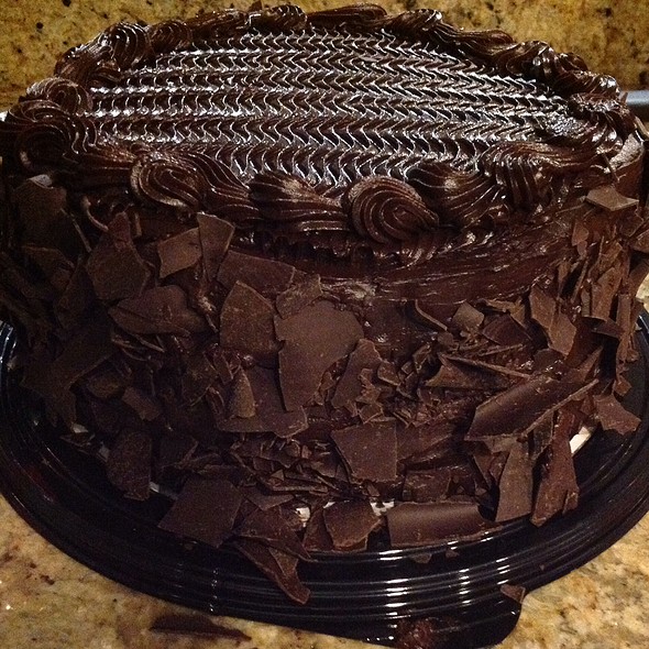 costco chocolate cake